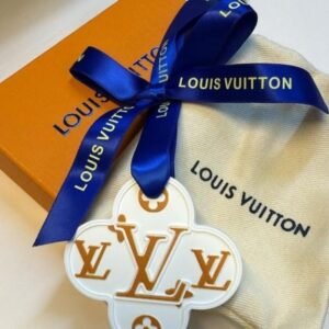 شكلة معطرة للسيارة من LV - LV Car Perfume