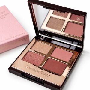 درجتين من باليت ايشادو تشارلوتTwo shades from the Charlotte eyeshadow palette